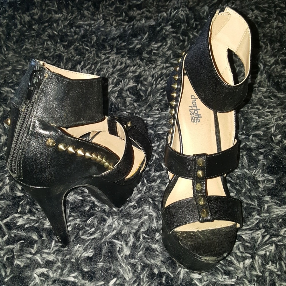 Gold Spiked Platforms